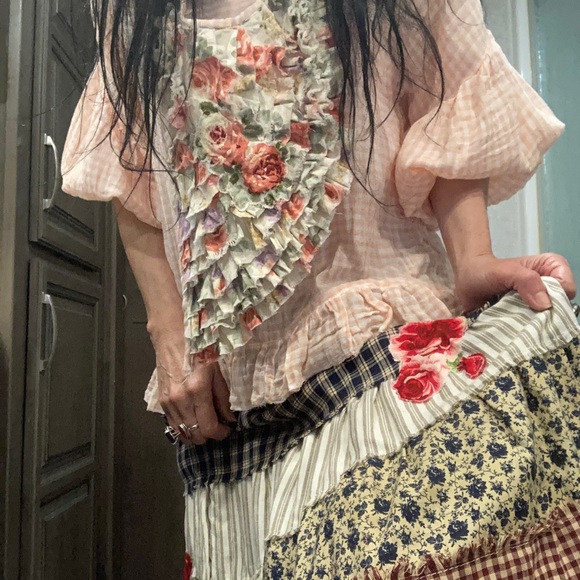 Jabot, magnolia pearl similar. Look alike ruffles colorful - Picture 13 of 16